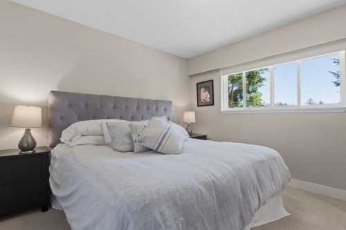 876 Harris Place, Delta, BC 