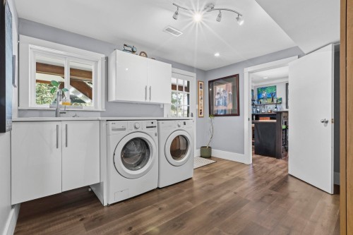 876 Harris Place, Delta, BC 