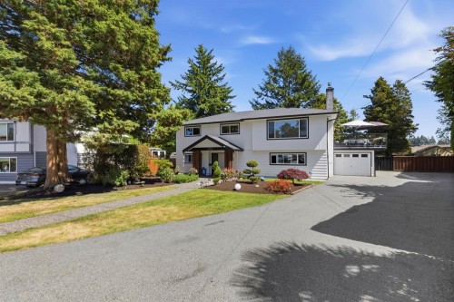 876 Harris Place, Delta, BC 