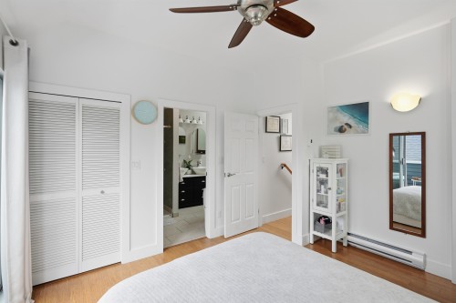 2015 Creelman Avenue, Vancouver, BC 