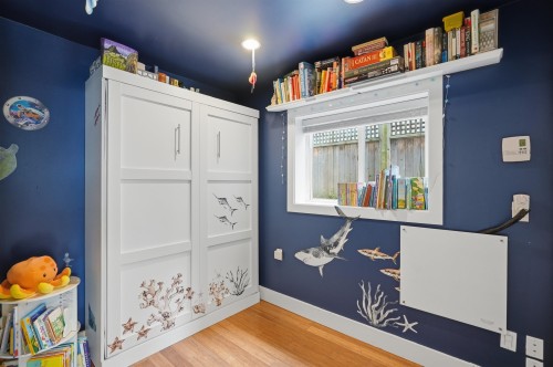 2015 Creelman Avenue, Vancouver, BC 