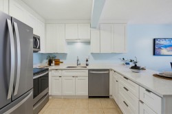 30-11757 207 Street  Maple Ridge, BC V2X 1X4