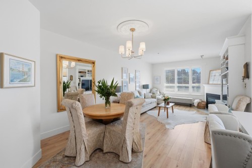 202-3151 Connaught Crescent, North Vancouver, BC 