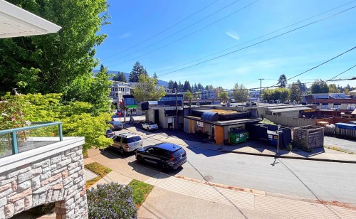 202-3151 Connaught Crescent, North Vancouver, BC 