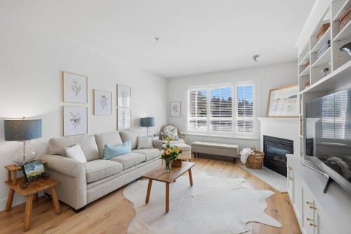 202-3151 Connaught Crescent, North Vancouver, BC 