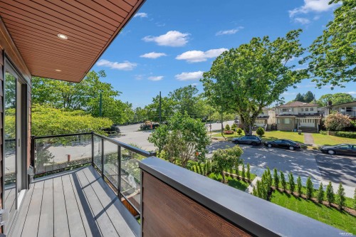 2-2893 Eton Street, Vancouver, BC 