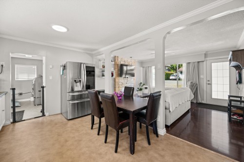 24898 122 Avenue, Maple Ridge, BC 