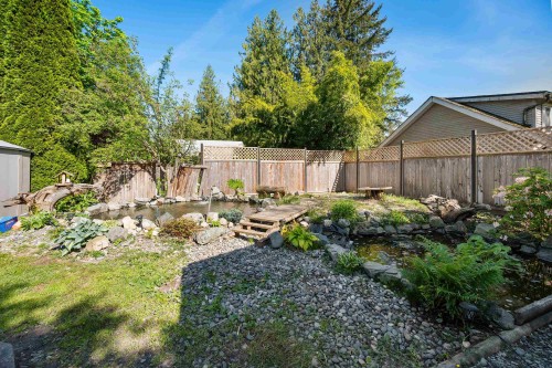 24898 122 Avenue, Maple Ridge, BC 