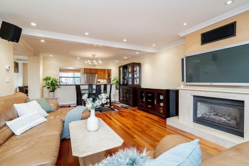 304-1233 Beach Avenue, Vancouver, BC 