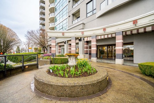 304-1233 Beach Avenue, Vancouver, BC 