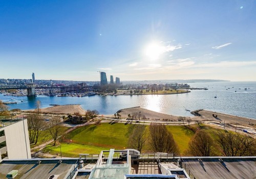 304-1233 Beach Avenue, Vancouver, BC 