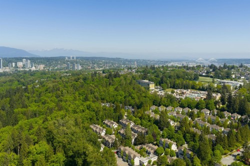 2-8533 Cumberland Place, Burnaby, BC 
