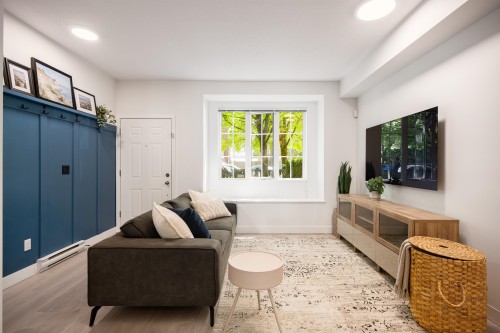 2-8533 Cumberland Place, Burnaby, BC 
