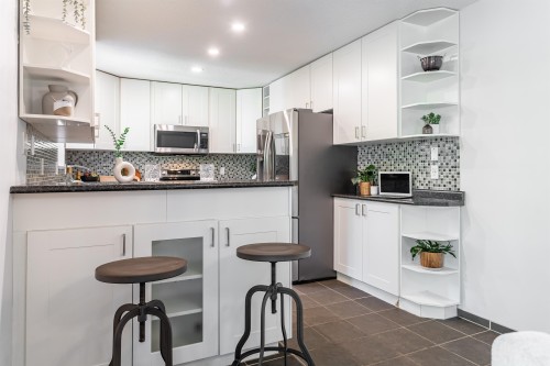 20823 River Road, Maple Ridge, BC 