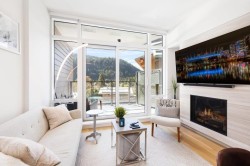504-6687 Nelson Avenue West Vancouver, BC V7W 2B2