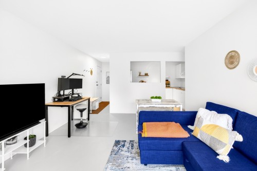 204-22347 Lougheed Highway, Maple Ridge, BC 