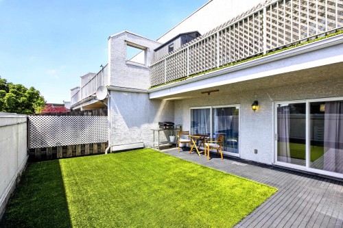 204-22347 Lougheed Highway, Maple Ridge, BC 