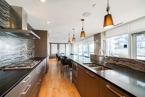 3302-499 Pacific Street, Vancouver, BC 