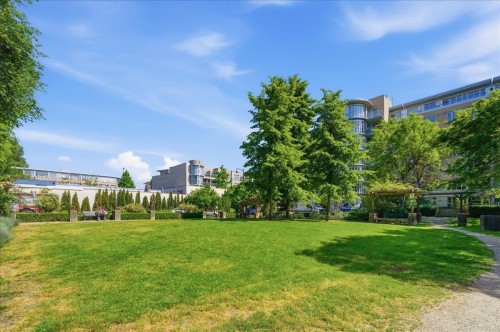 310-2137 10Th Avenue W, Vancouver, BC 