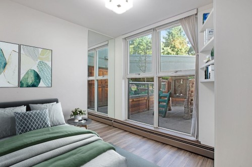 307-1009 Expo Boulevard, Vancouver, BC 