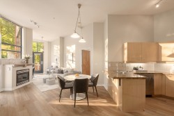 102-2228 Marstrand Avenue  Vancouver, BC V6K 4T1