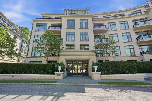 203-540 Waters Edge Crescent  West Vancouver, BC V7T 0A2