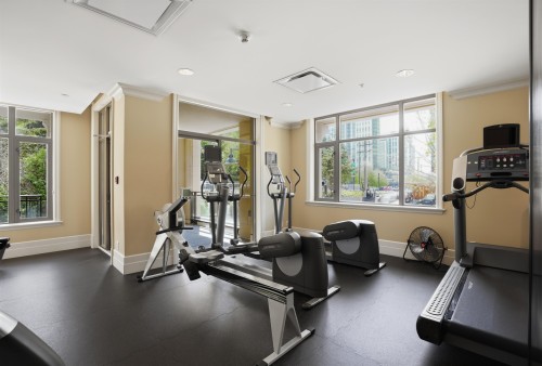 203-540 Waters Edge Crescent, West Vancouver, BC 