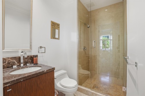 203-540 Waters Edge Crescent, West Vancouver, BC 