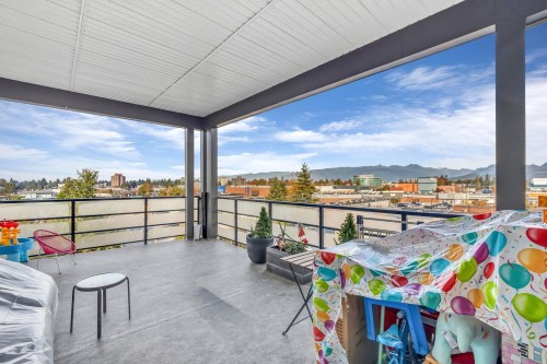 508-22577 Royal Crescent, Maple Ridge, BC 