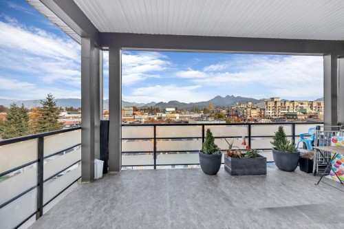 508-22577 Royal Crescent, Maple Ridge, BC 
