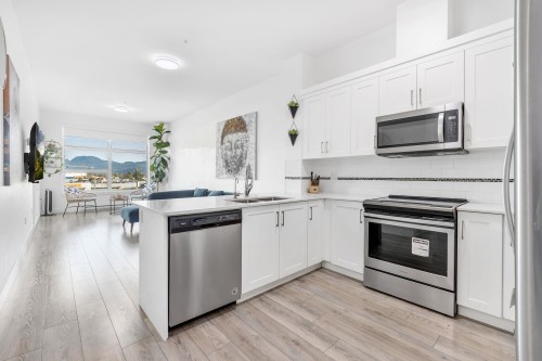 508-22577 Royal Crescent, Maple Ridge, BC 