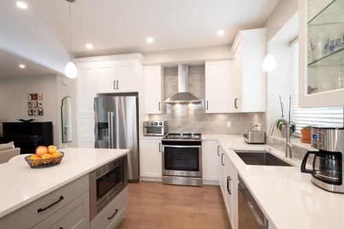164 Sycamore Drive, Port Moody, BC 