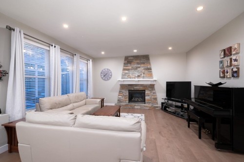 164 Sycamore Drive, Port Moody, BC 