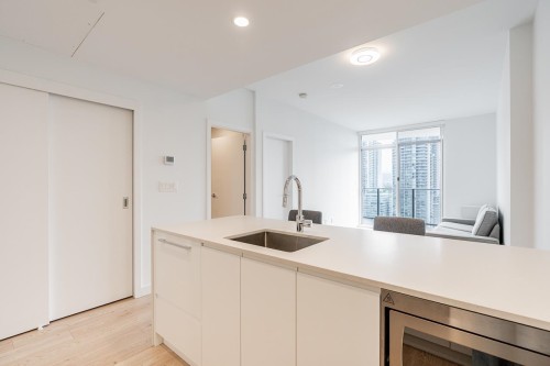 2907-2181 Madison Avenue, Burnaby, BC 