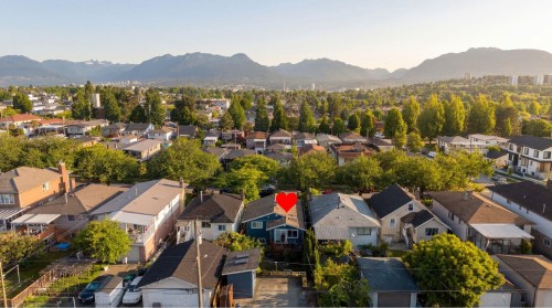 3172 2Nd Avenue E, Vancouver, BC 