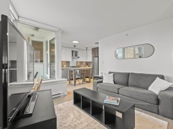 502-311 6th Avenue E Vancouver, BC V5T 1J9