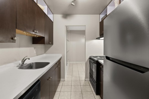 218-8540 Citation Drive, Richmond, BC 