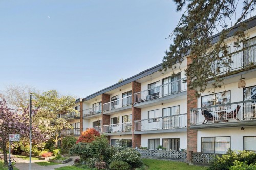 213-1950 8Th Avenue W, Vancouver, BC 