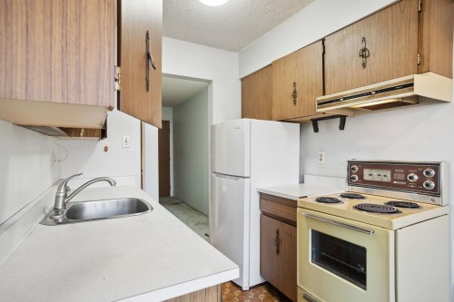 213-1950 8Th Avenue W, Vancouver, BC 