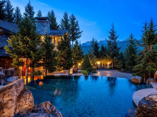 7469/73 Treetop Lane, Whistler, BC - Outdoor With Backyard