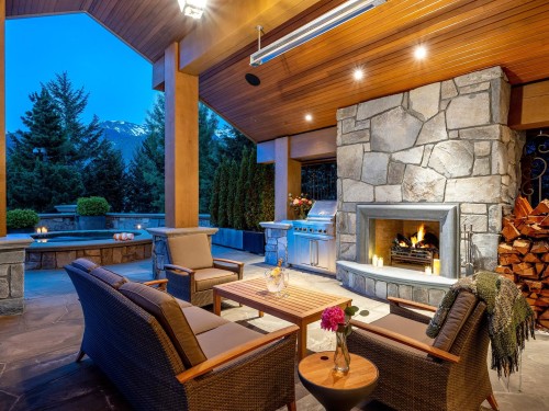 7469/73 Treetop Lane, Whistler, BC -  With Fireplace With Exterior