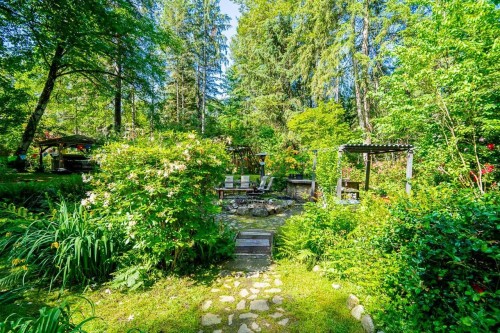 23942 Fern Crescent, Maple Ridge, BC 