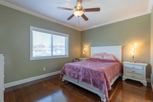 2643 8Th Avenue E, Vancouver, BC 