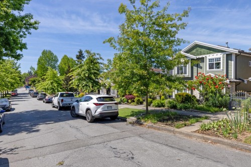 2643 8Th Avenue E, Vancouver, BC 