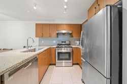 208-6800 Eckersley Road Richmond, BC V6Y 0E7