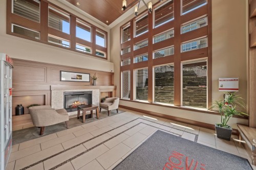 208-6800 Eckersley Road, Richmond, BC 