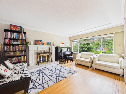 7692 Osler Street, Vancouver, BC 