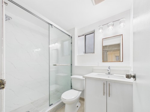 7692 Osler Street, Vancouver, BC 