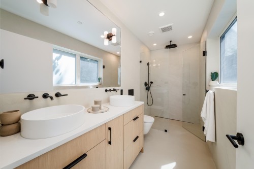 5208 Ross Street, Vancouver, BC 