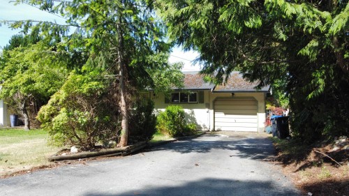4731 Laurel Avenue  Sechelt, BC V7Z 0B4